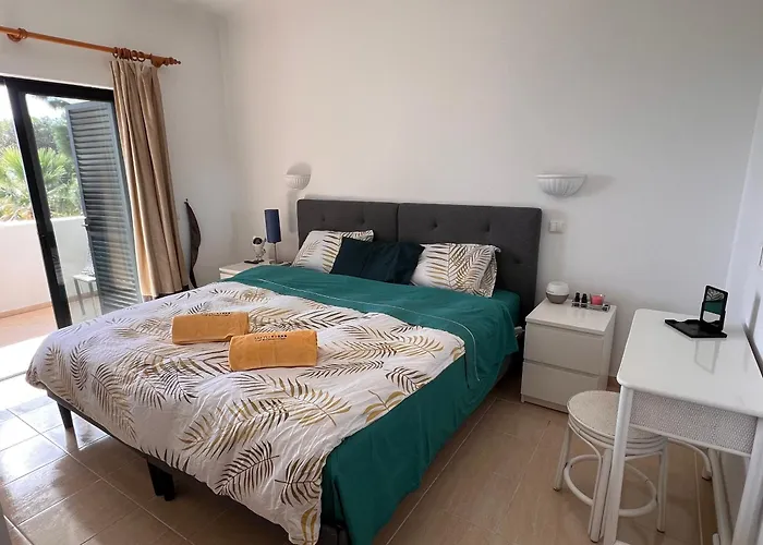 Luxury Modern T2 Ocean View - Free Parking - Pool
