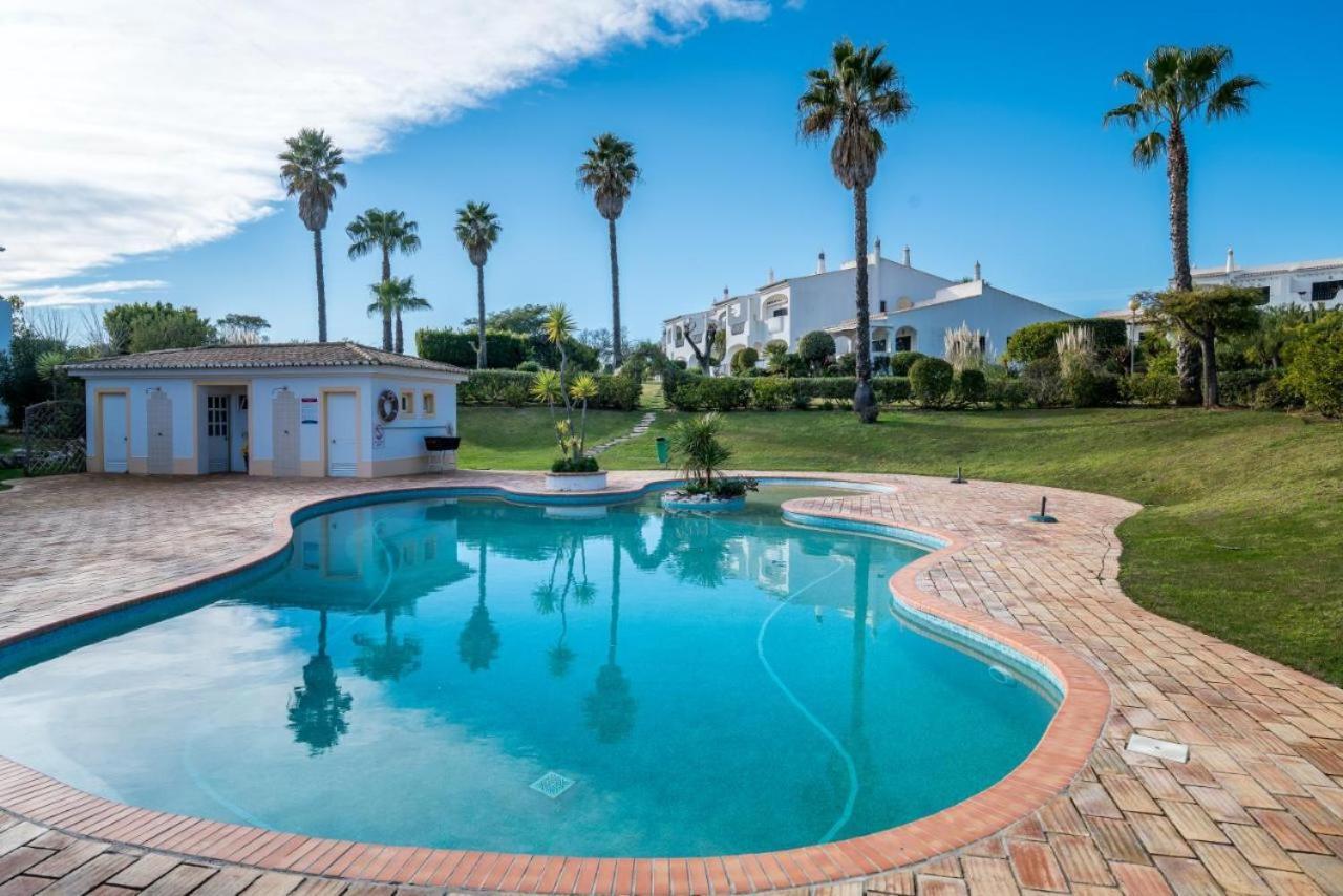 Apartamento Luxury Modern T2 Ocean View - Free Parking - Pool Alvor