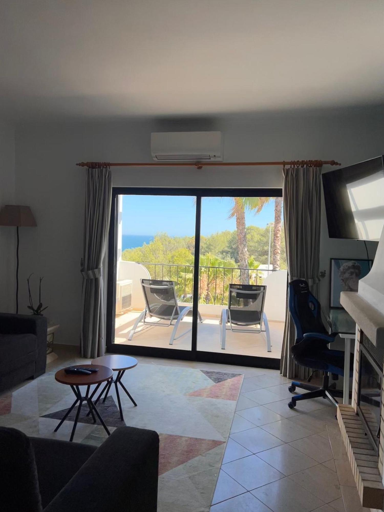 Apartamento Luxury Modern T2 Ocean View - Free Parking - Pool
